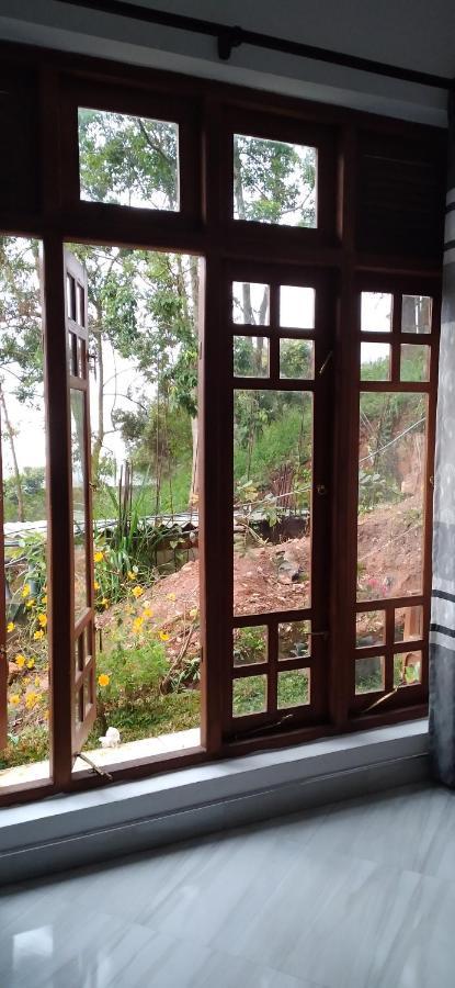 Holly House Homestay 엘라 외부 사진